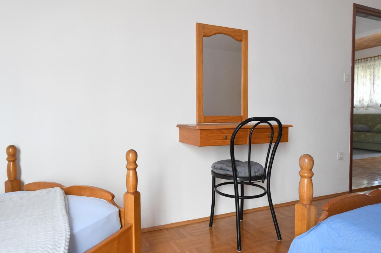 Apartmani Erna Pašman Extérieur photo